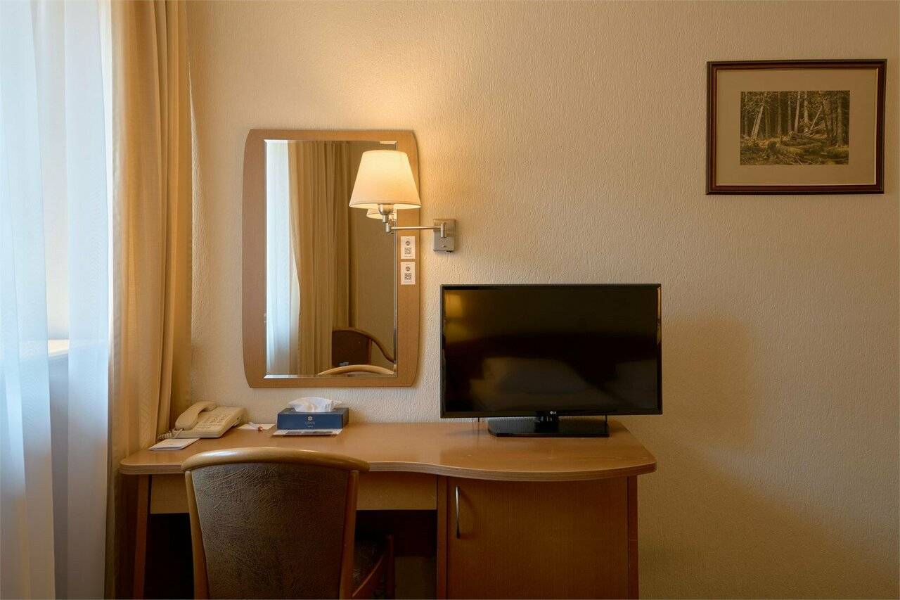 Фотографии номера Стандартный номер в Гостинице Амбассадор Санкт-Петербург