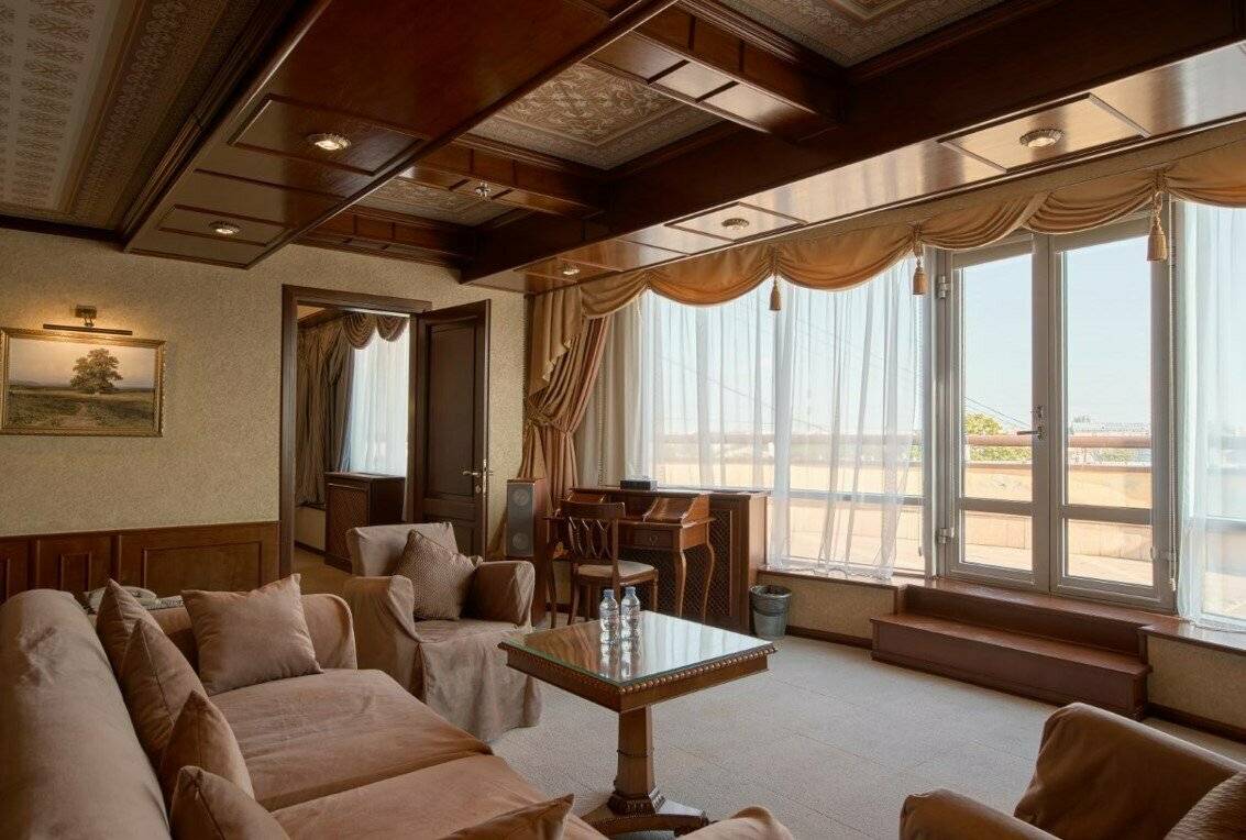 Фотографии номера Апартаменты «Римский-Корсаков» в Гостинице Амбассадор Санкт-Петербург