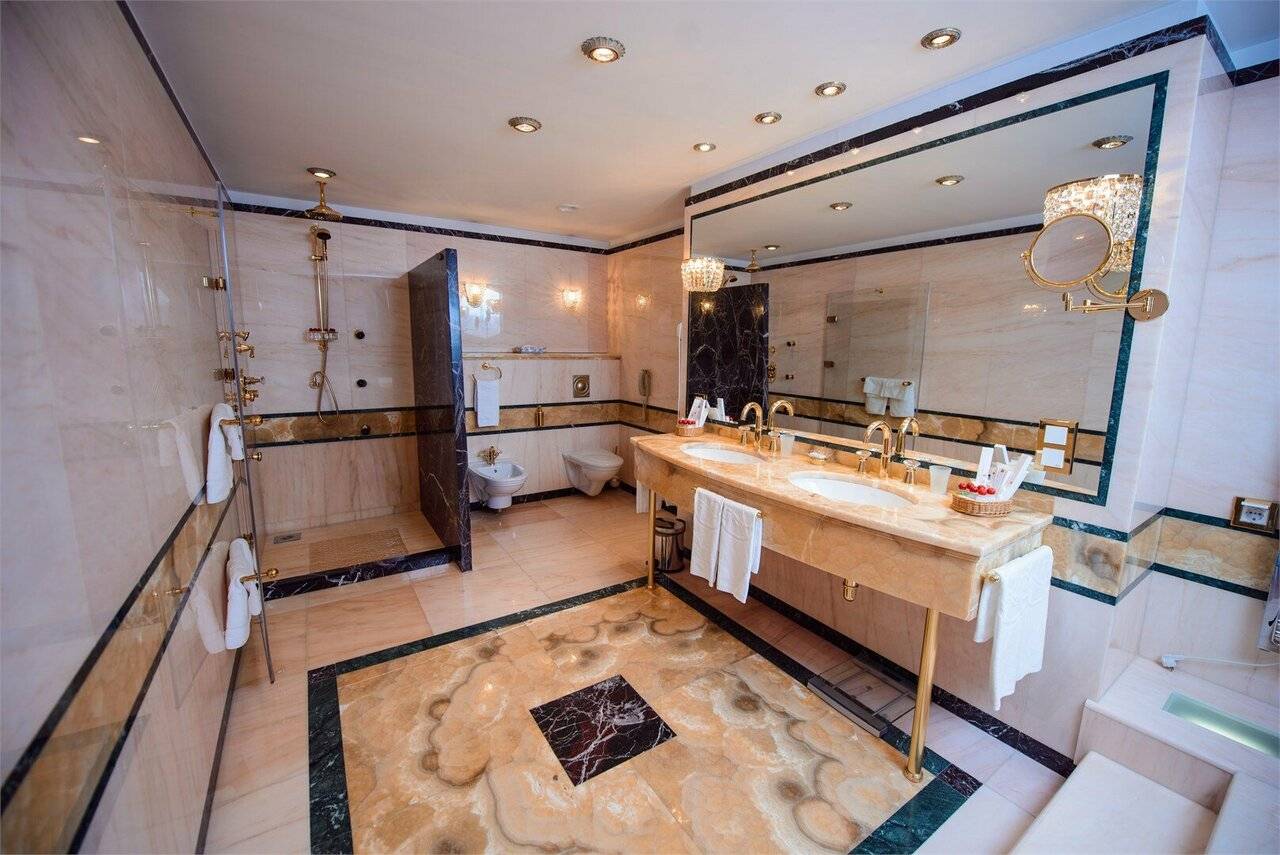 Фотографии номера Президентские апартаменты в Гостинице Амбассадор Санкт-Петербург