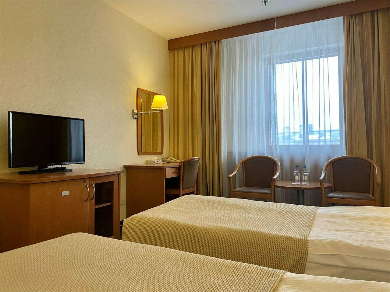 Фотографии номера Стандартный номер в Гостинице Амбассадор Санкт-Петербург